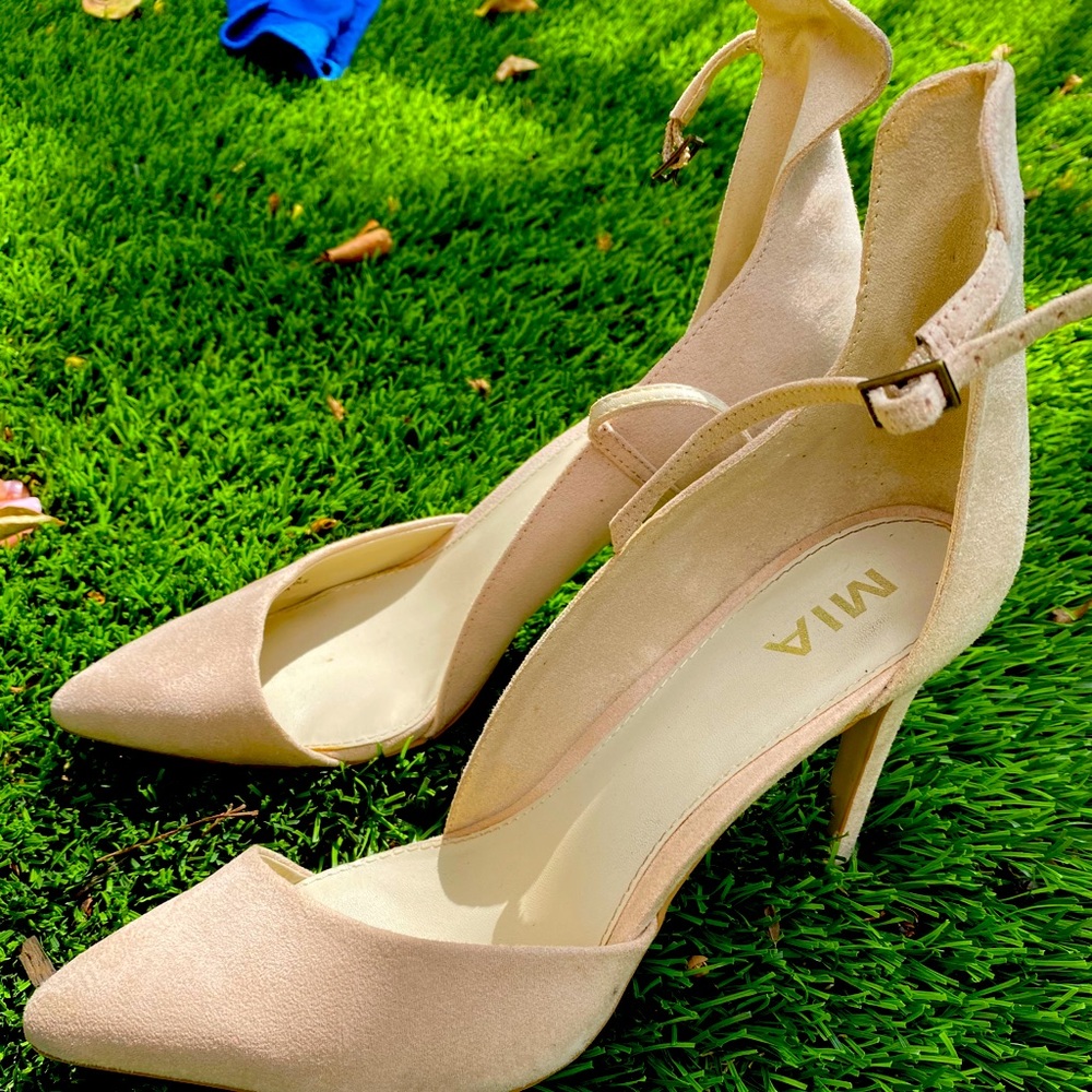 Mia Cream Heels